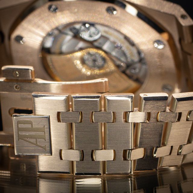 Audemars Piguet Royal Oak 15400OR.OO.1220OR.02 Image 6